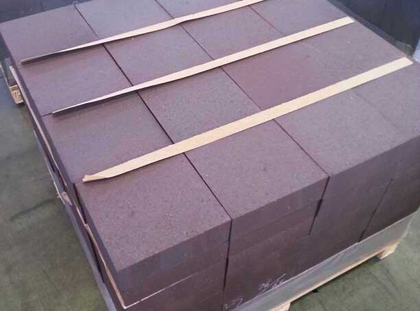 Mag Carbon Brick